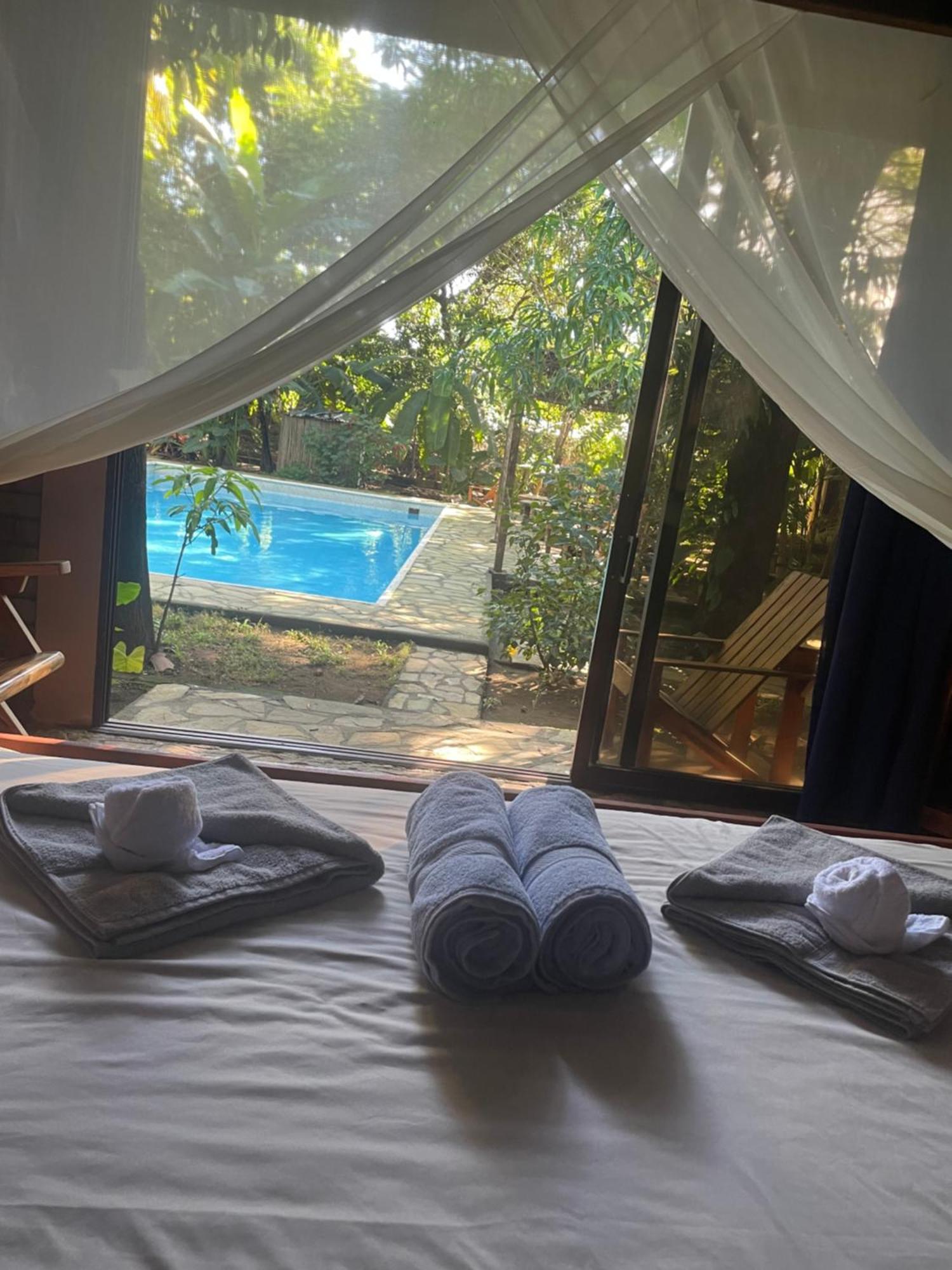 Hostal Casa Abierta Leon Bagian luar foto